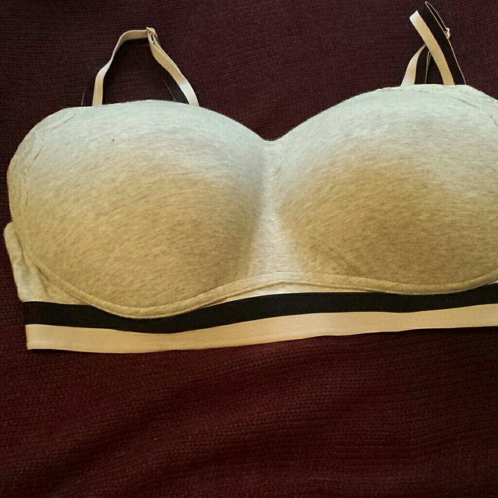 Bra 48D